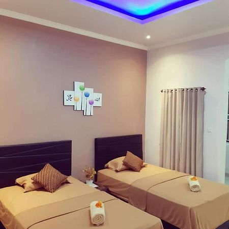 Bis Homestay Sumbawa Exterior photo